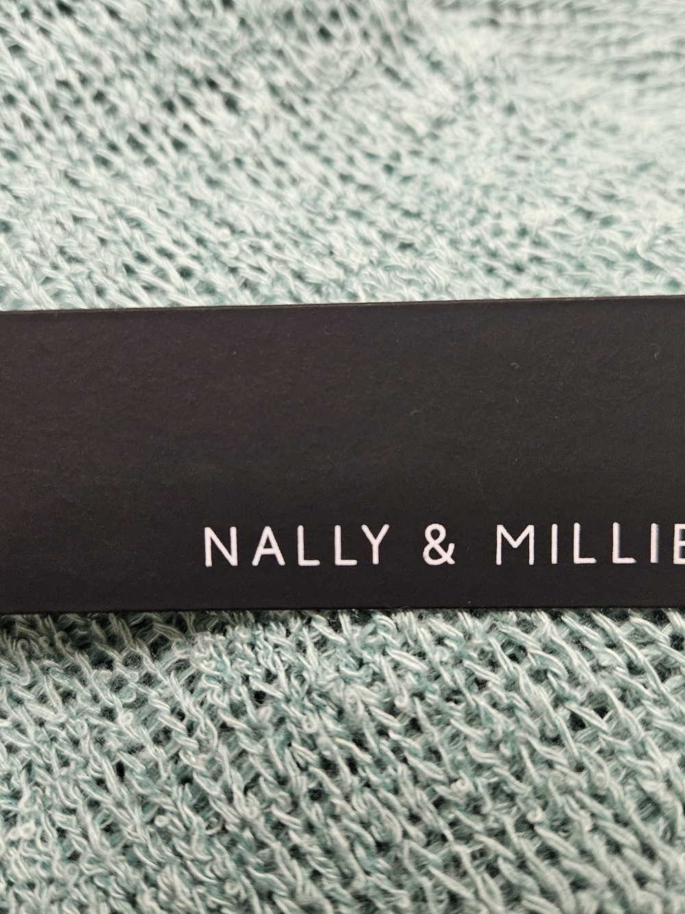 Nally & Millie Lightweight Knit Ruffle Sleeve Top – Size Small NWT - Picture 12 of 13